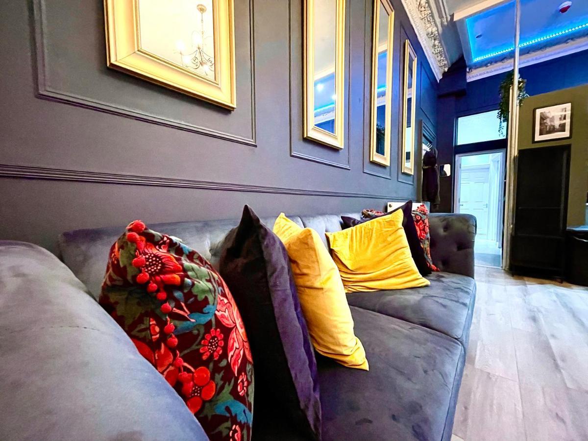 Adeamstays Provides Beautiful Centrally Located 1 And 2 Bed Apartments On Liverpools Boulevard Eksteriør bilde